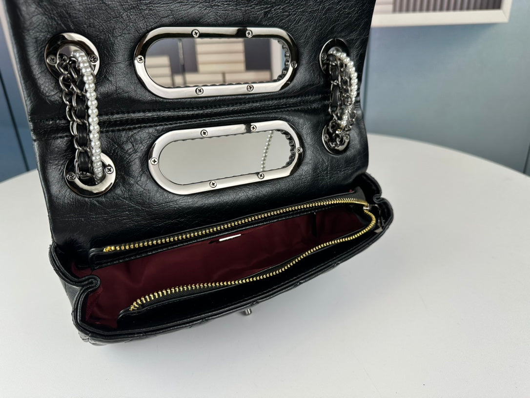 cc 23A new arrival Pearl bag size: 25x17x7 cm