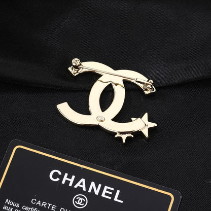 Cc brooch 0080