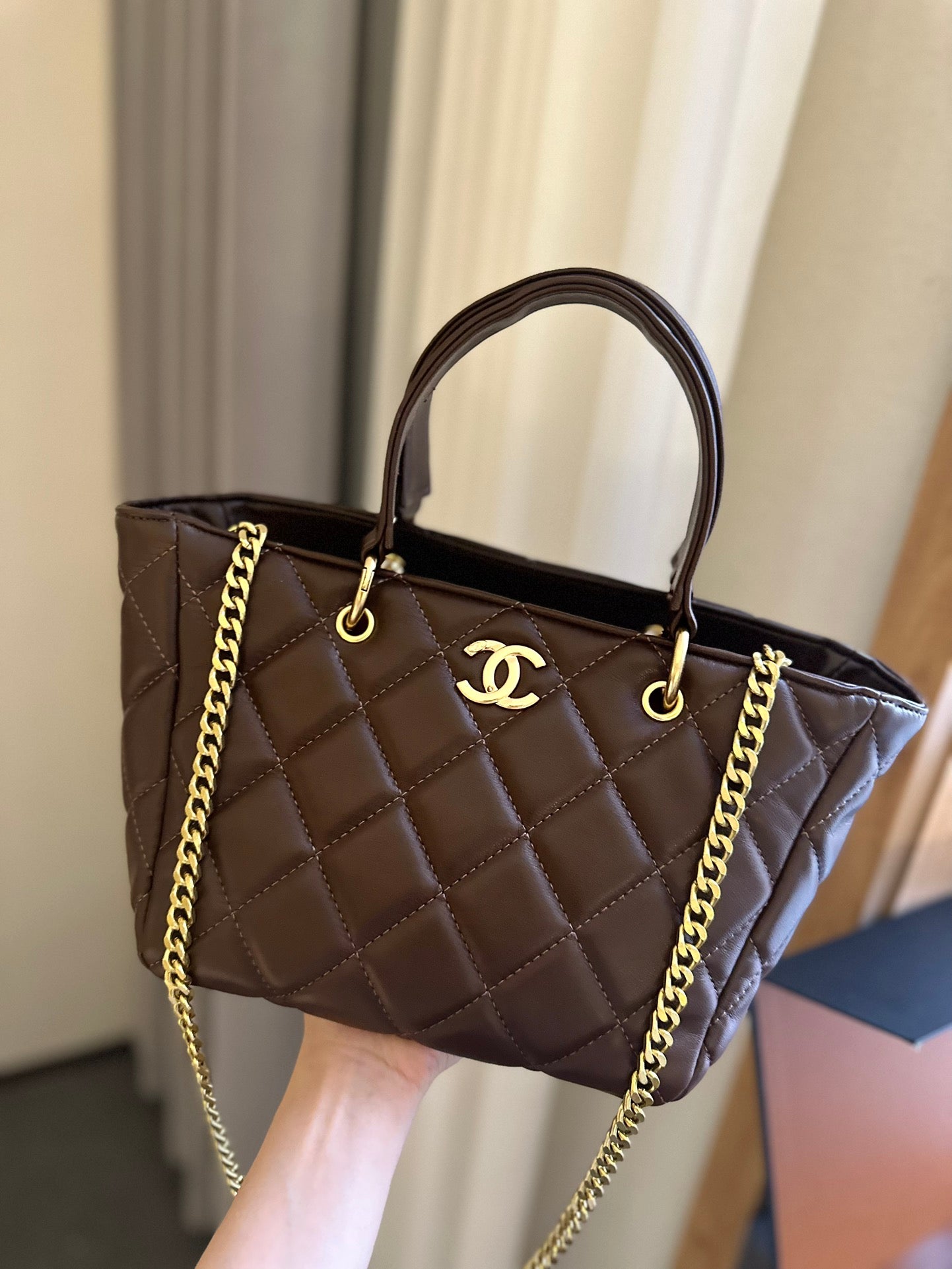 CC 23B new arrival tote bag size : 25 cm
