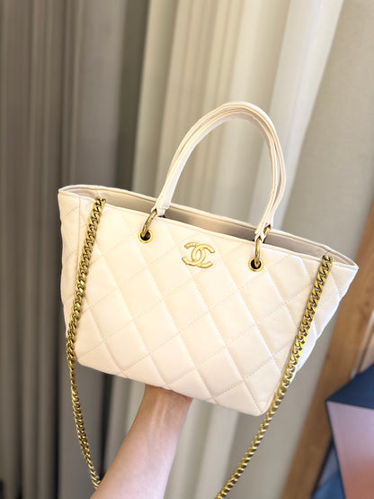 CC 23B new arrival tote bag size : 25 cm