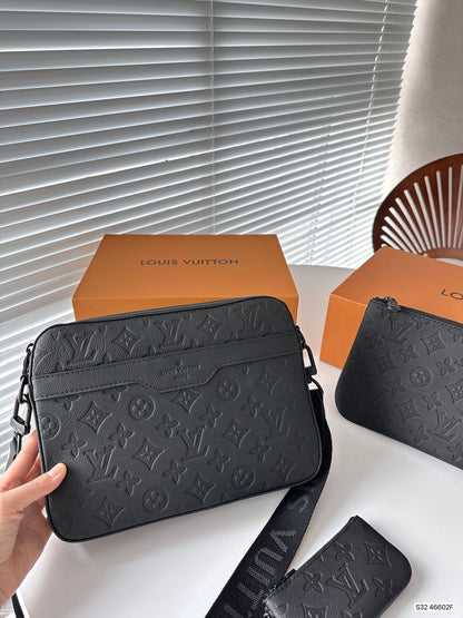 L men bag 46602F size: 25*19 cm