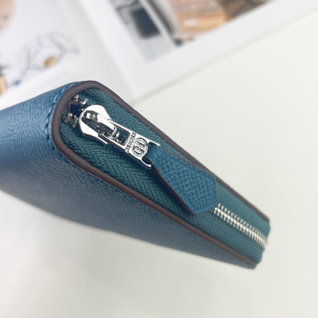 H Silk'in empson-Barenia leather wallet size : 20x11.5x1.5 cm