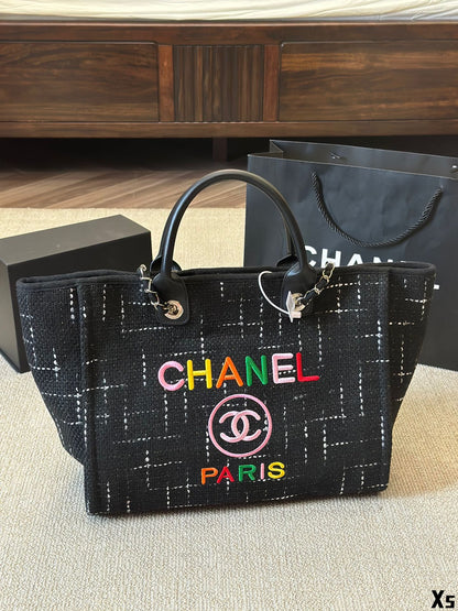 cc new arrival tote bag size : 37*32 cm