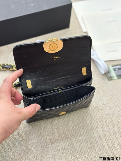 cc Vintage 23k new arrival bag size :19*13 cm