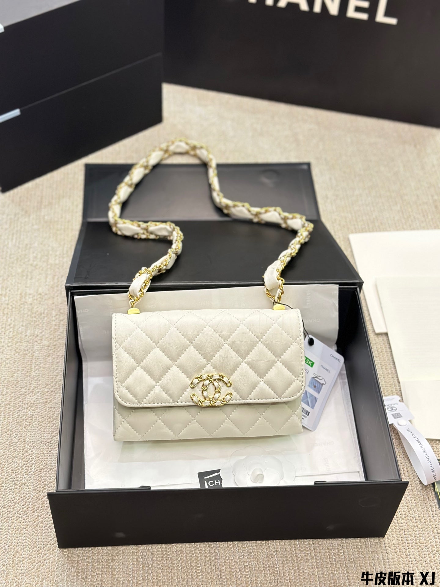 cc Vintage 23k new arrival bag size :19*13 cm