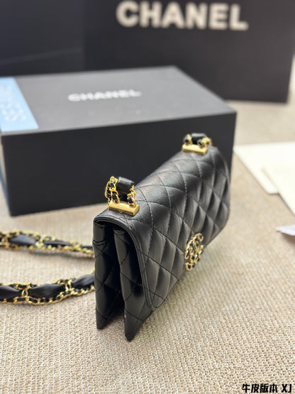 cc Vintage 23k new arrival bag size :19*13 cm