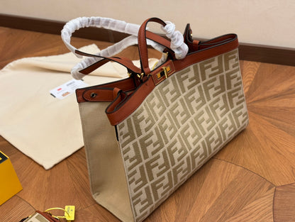 Fen peekabo tote bag size :41*29 cm