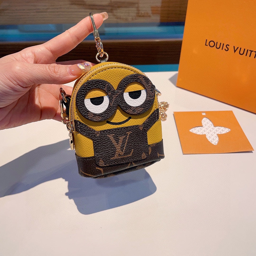 Louis mini wallet size: 12*9 cm