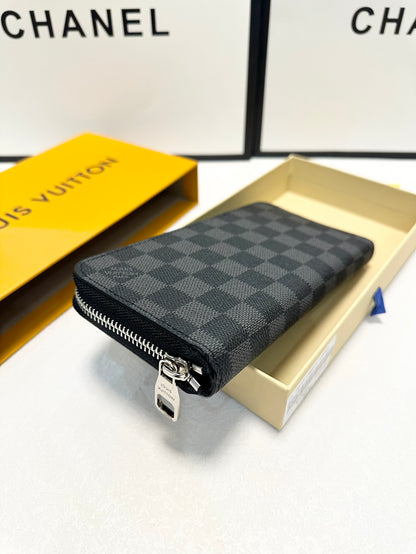 Louis new arrival wallet size : 20x10 cm