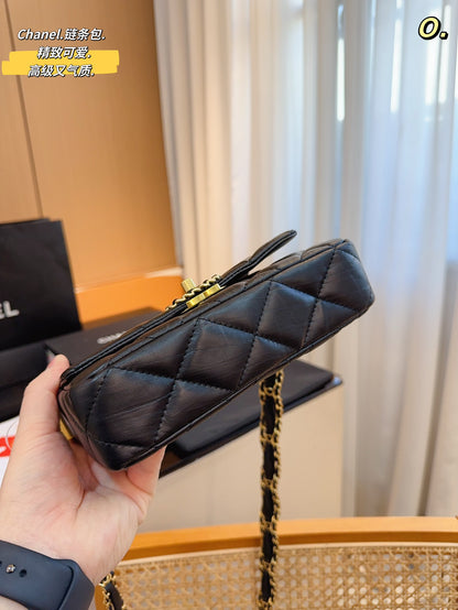 CC 23K new arrival bag size : 20*5*16cm