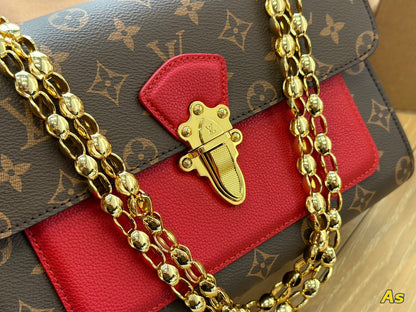 Louis VICTOIRE new arrival bag size: 26*15cm