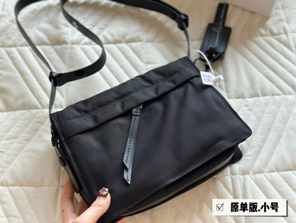 Pra invites x Cini Boeri bag