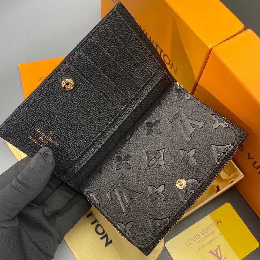 Louis new arrival wallets size : 13.5*9.5*3.5 cm
