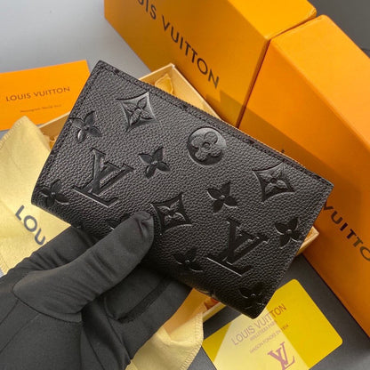 Louis new arrival wallets size : 13.5*9.5*3.5 cm
