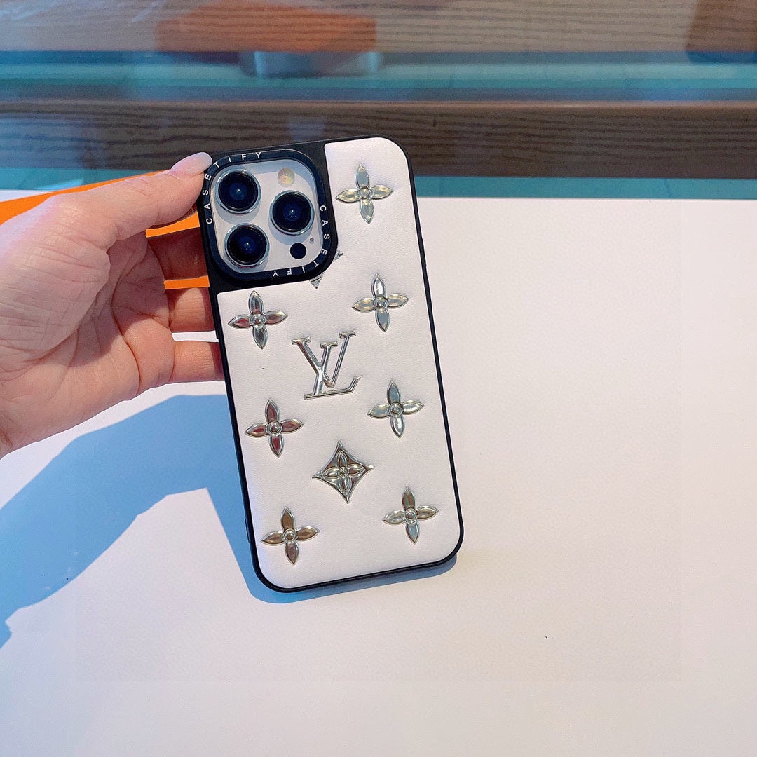 Louis phone case 05