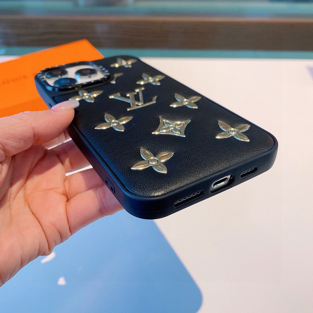 Louis phone case 05