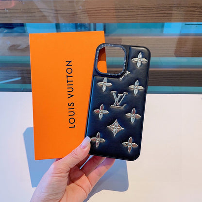 Louis phone case 05