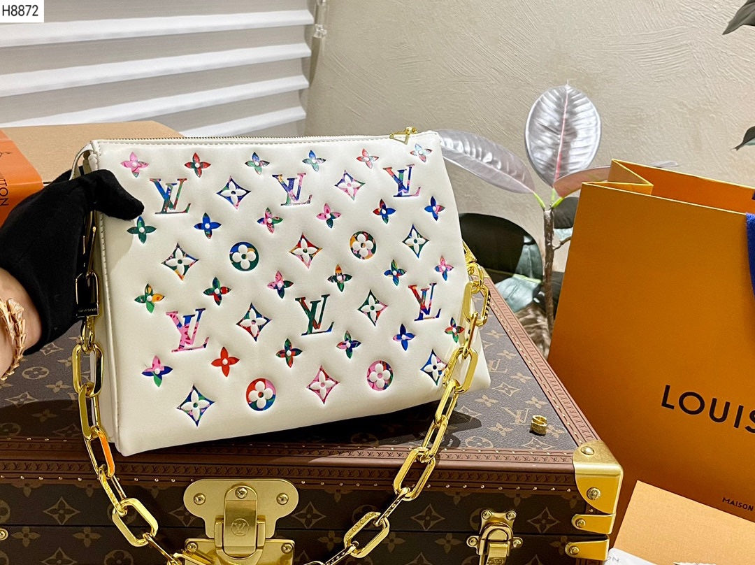 Louis new arrival COUSSIN  bag size: 26 * 20 cm