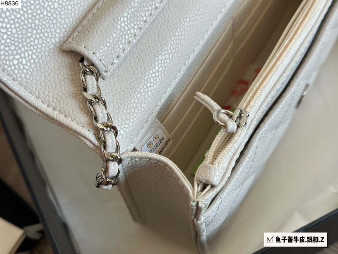 CC new arrival woc caviar leather bag size:19 * 12cm