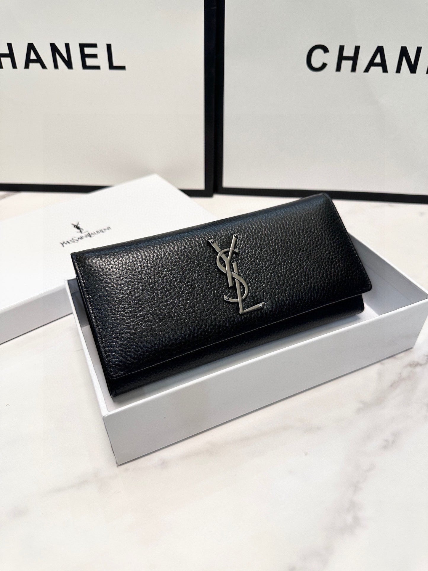 Y new arrival wallet size:  19x10 cm