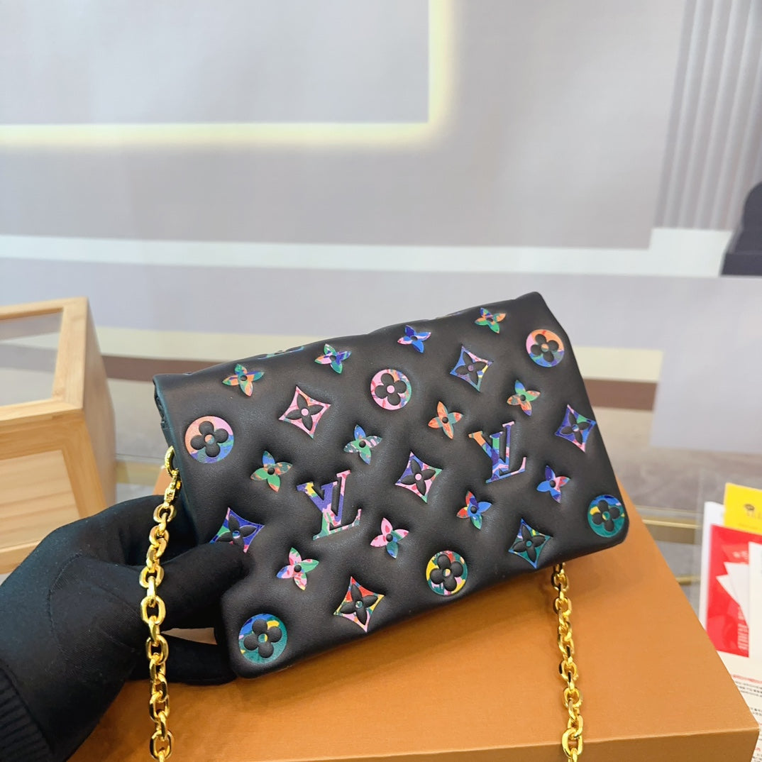 Louis new arrival cousin bag size: 20*14cm