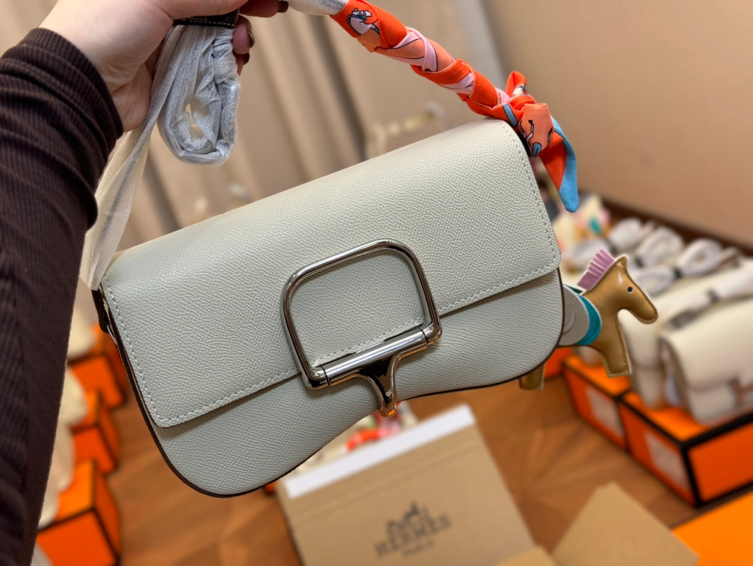 H Della new arrival bag size: 23*15cm