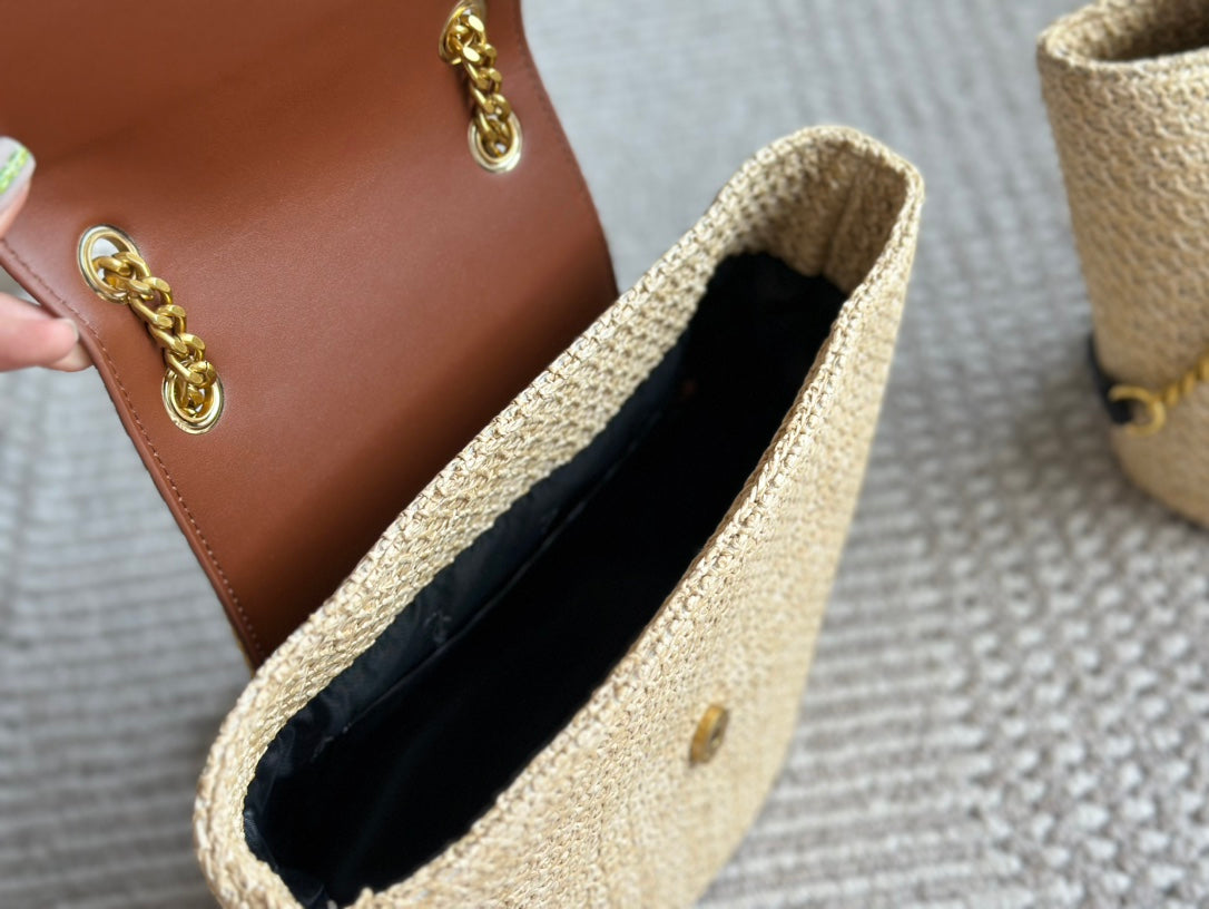 Y new arrival summer bag size:  23 * 20cm