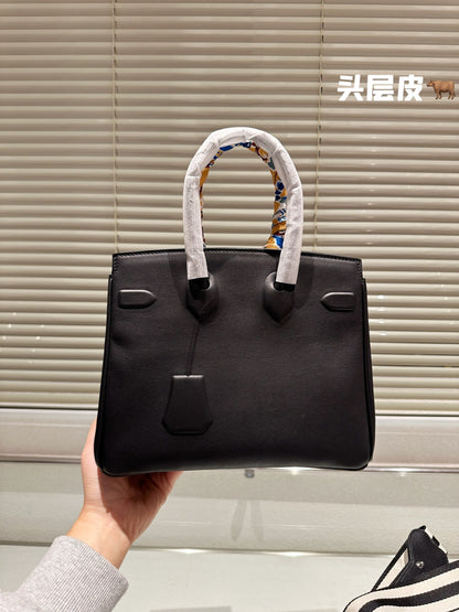 H Birkin 25 Introduces 10 New Handbags for Spring size: 25 cm