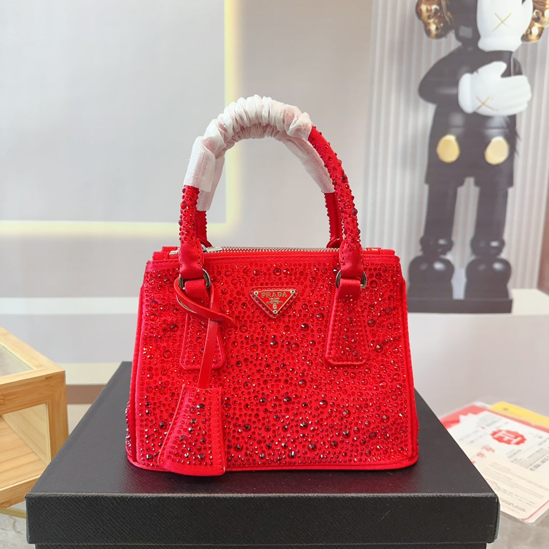 Pra new arrival blingbling bag size; 23*10*16cm