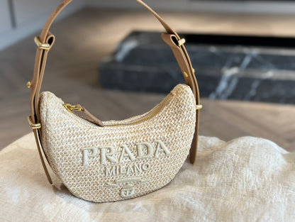 Pra new arrival bag size: 22 * 12cm