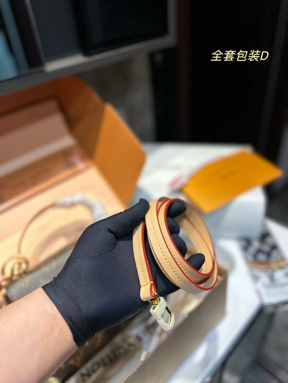 Louis croisette new arrival bag size: 23 * 16cm