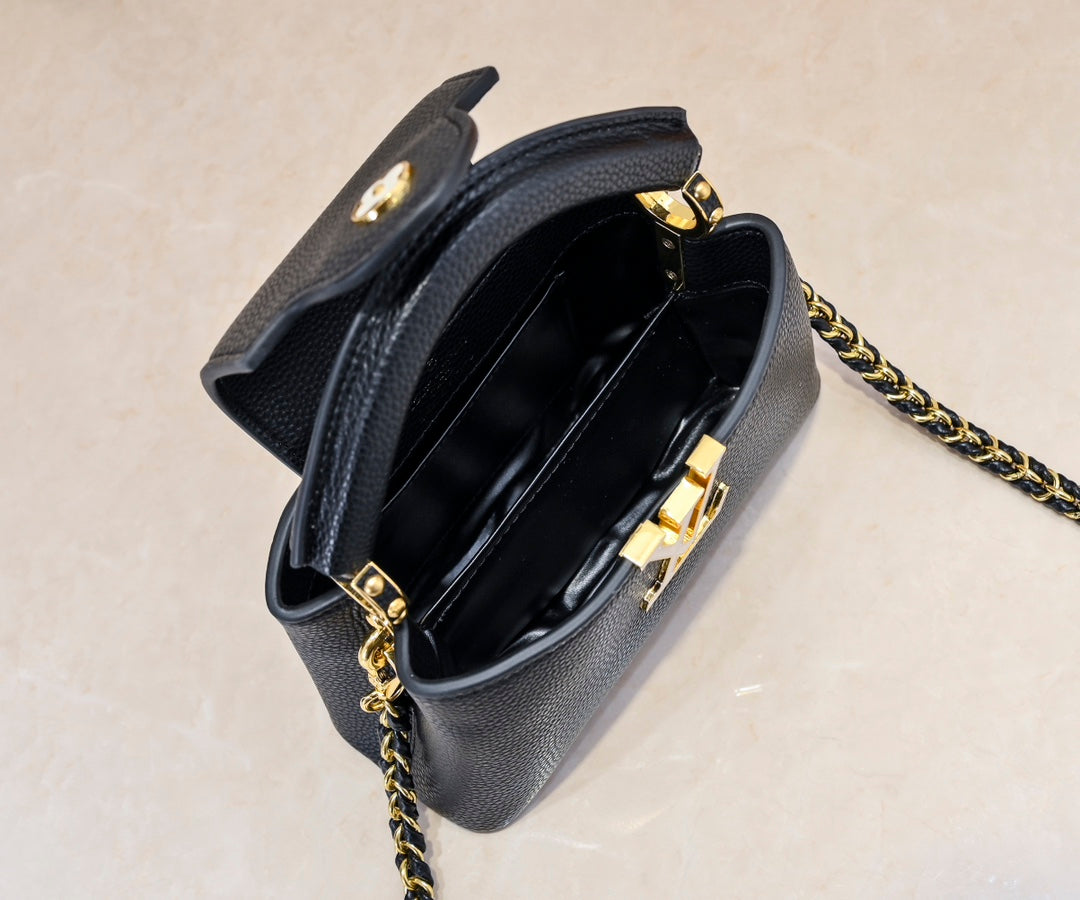Louis new arrival M22122 Capushell Taurillon leather