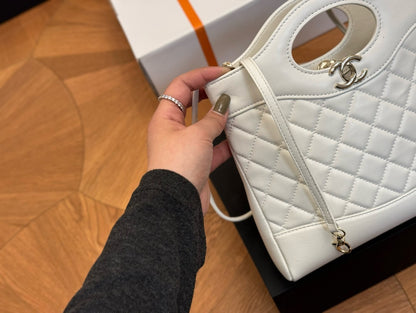 CC new arrival 31bag mini bag size: 23*19cm