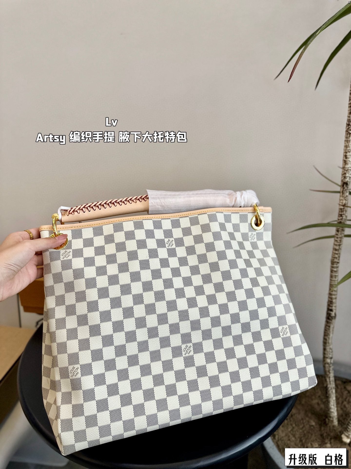 Louis new arrival Artsy tote bag size: 41x32x22cm