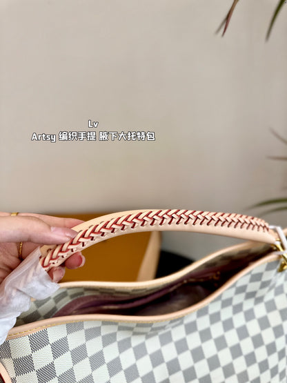 Louis new arrival Artsy tote bag size: 41x32x22cm