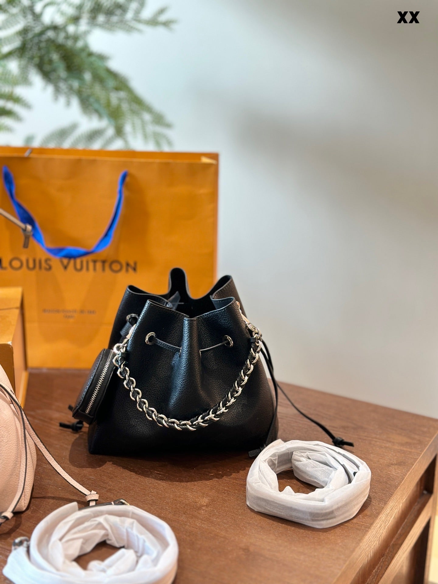 Louis bella NEW ARRIVAL Monogram bag size: 19x22x14 cm