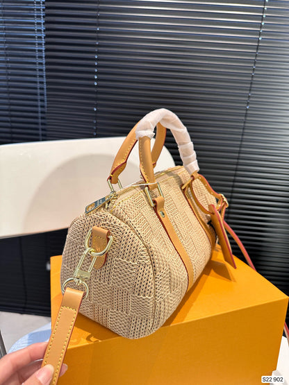 Louis new arrival Noe Purse bag size: 25 * 14 cm
