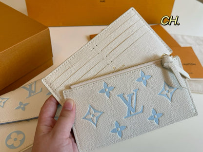 Louis new arrival bag wallet size: 22×13 cm