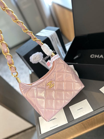 Cc new arrival 24 hobo bag size: 22cm