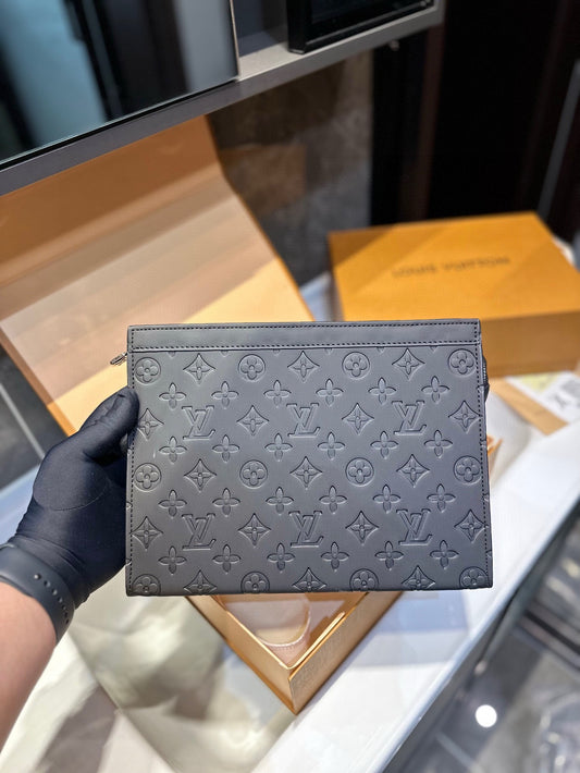 Louis new arrival handbag size: 26 cm