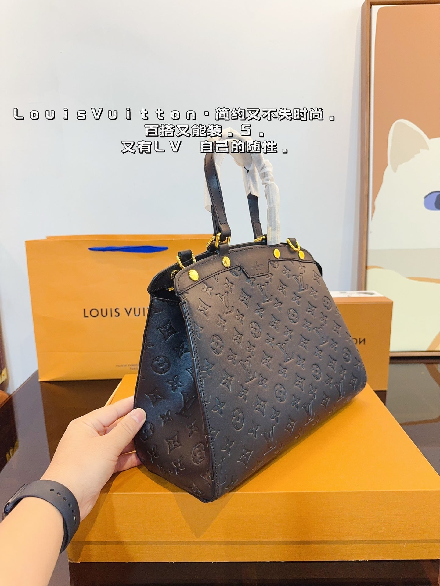 Louis new arrival Montaigne bag size:  33*12*23cm