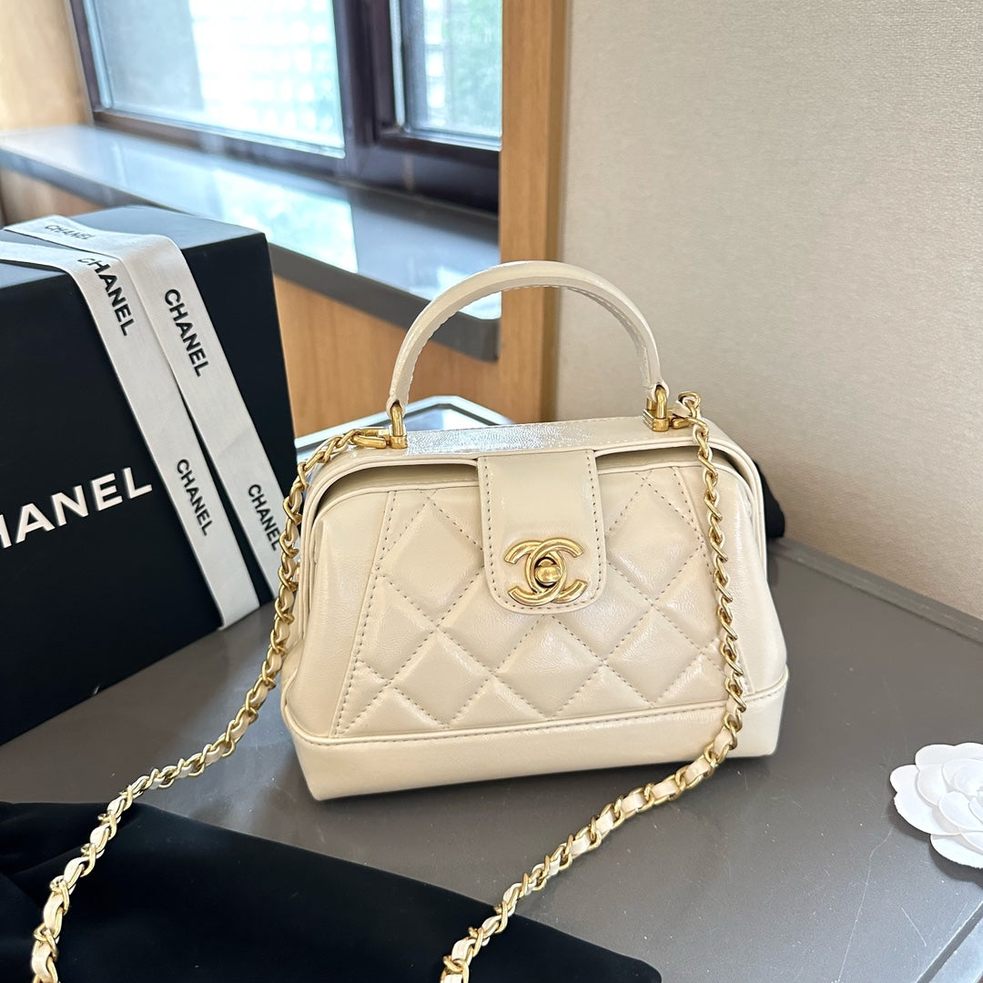CC new arrival 24A bag size: 20 cm