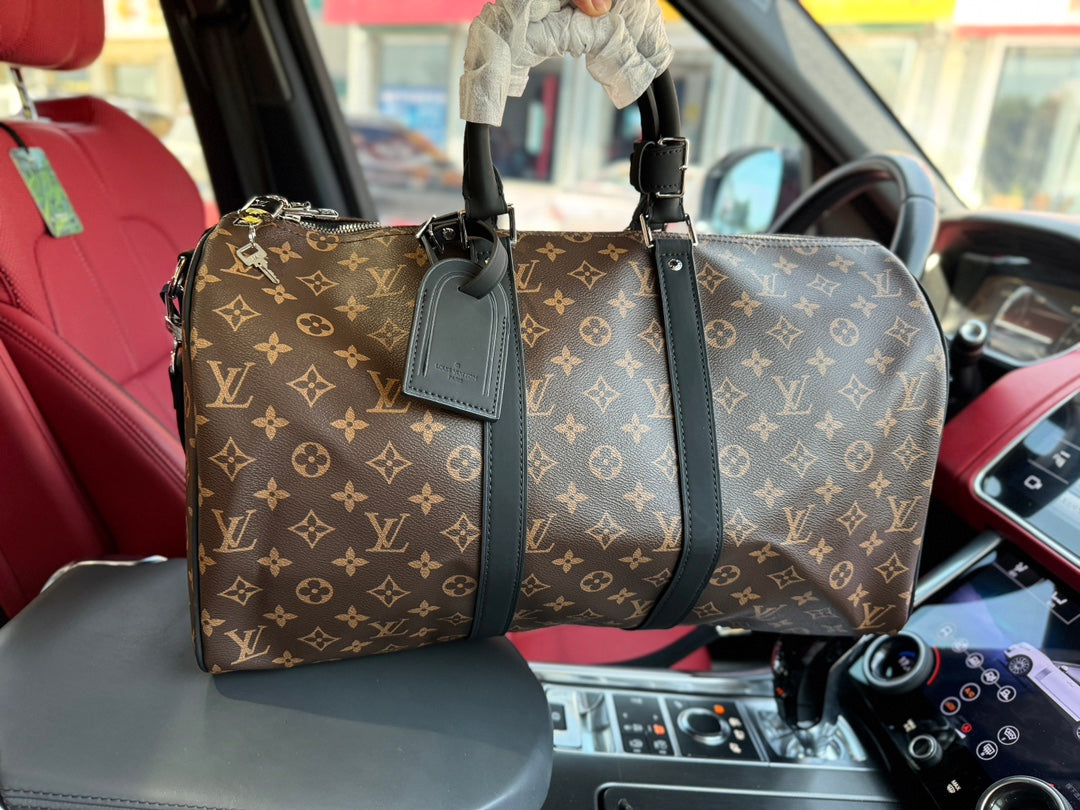 Louis new arrival keepall Bandouli��re bag size: 45x20x27cm