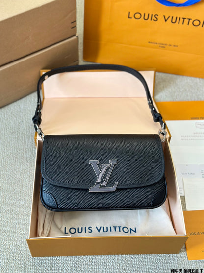Louis new arrvial Buci bag size:24.5*15.5*9 cm