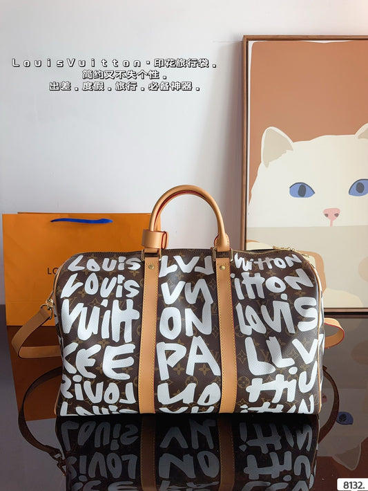 Louis new arrival keepall bag size: 45*22*27 cm