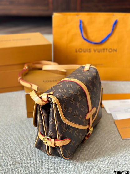 Louis new arrival saumur bb bag size:27 * 22cm