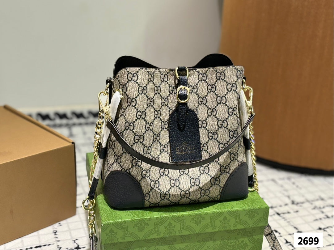 GG Emblem new arrival tote bag size:21 * 20 cm