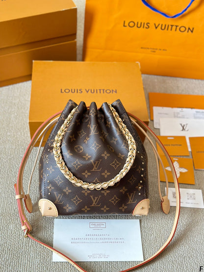 Louis new arrival noe trunk bag size: 23*25 cm
