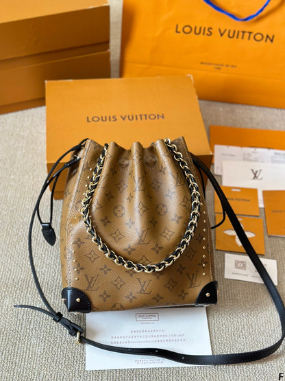 Louis new arrival noe trunk bag size: 23*25 cm