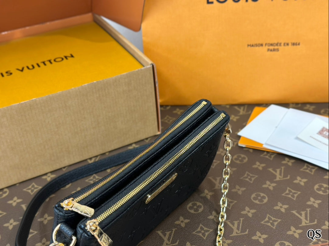 Louis new arrival hobo pochette bag size: 24*11 cm